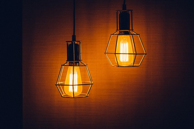 InnerSelf's Weekend Inspiration: April 4-5-6, 2025 Two tamps shining brightly in the dark of the night. Image by xegxef from Pixabay.